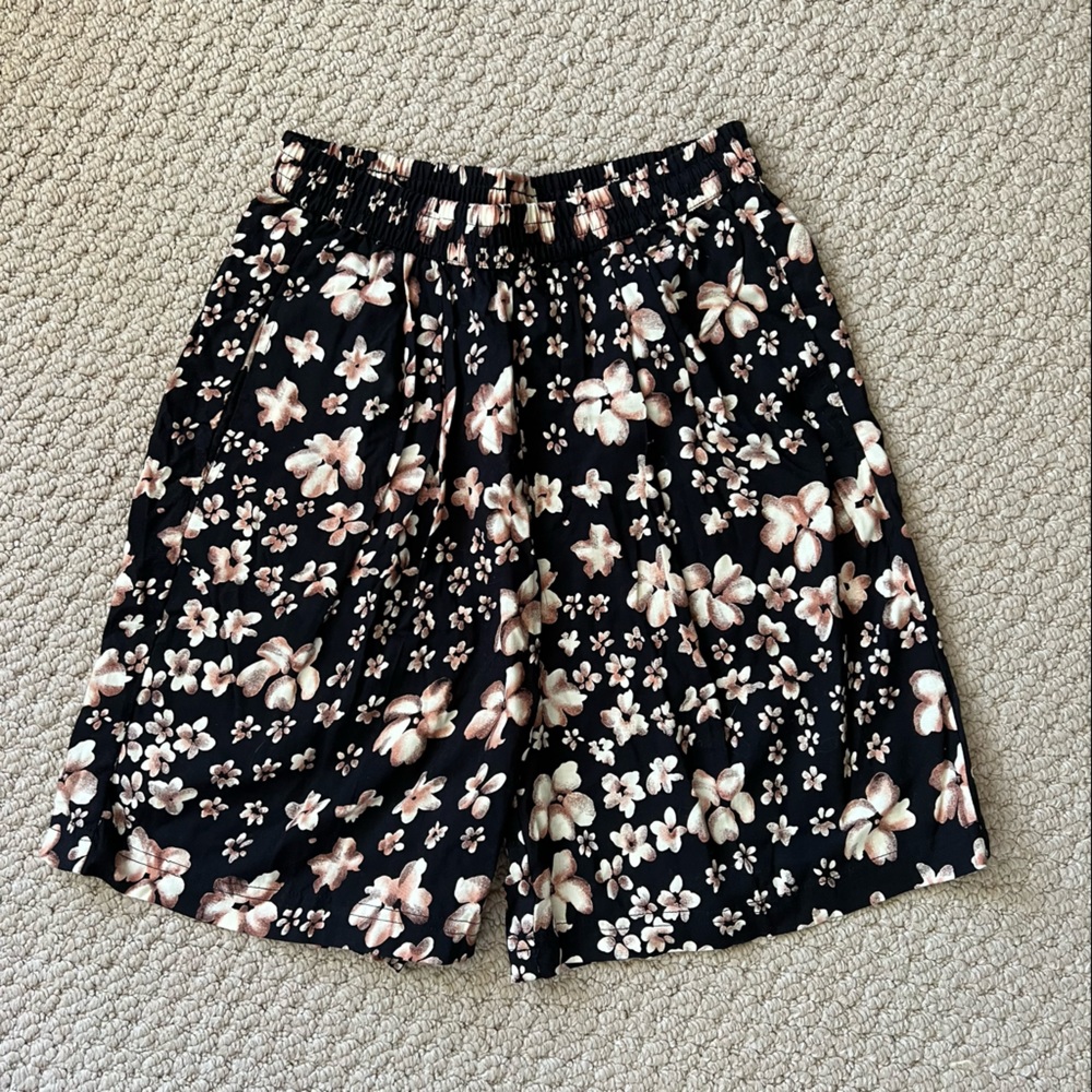 Vintage Floral Soft Shorts